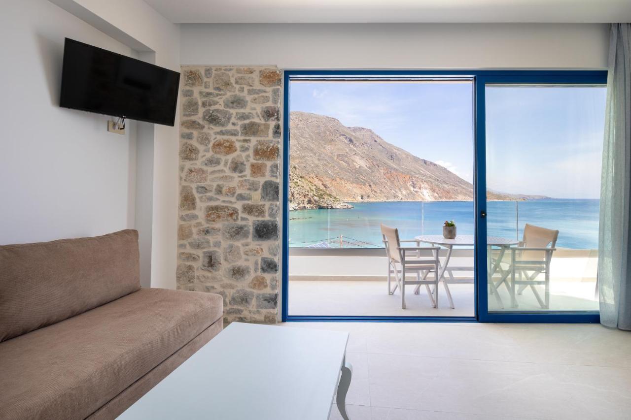 Molos Apartments Loutro Exterior photo