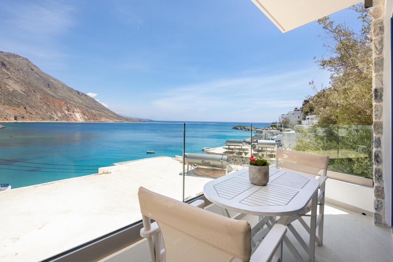 Molos Apartments Loutro Exterior photo