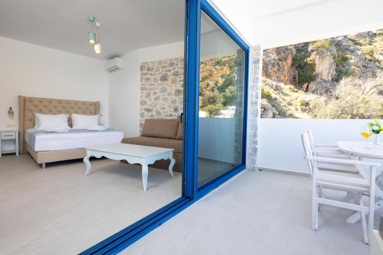 Molos Apartments Loutro Exterior photo