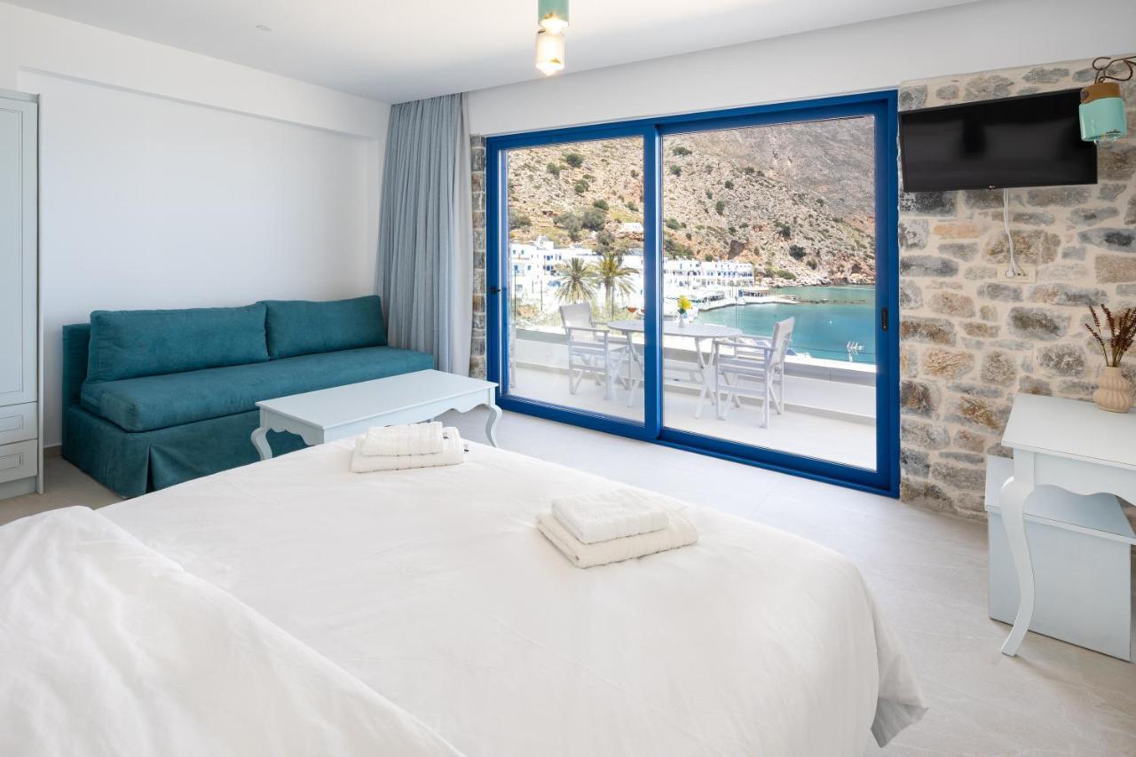 Molos Apartments Loutro Exterior photo